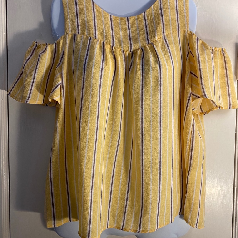 Monteau- Yellow Cold Shoulder Blouse - L
